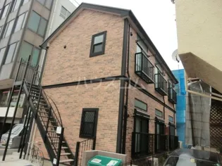 BRICKS【1階】の外観