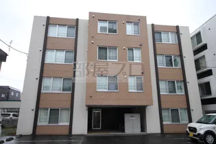 北海道札幌市西区琴似三条5【マンション】の外観