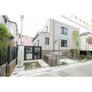 ウェルスクエア駒場東大前【2階】の外観