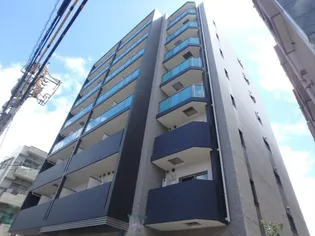東京都調布市国領町1【マンション】の外観