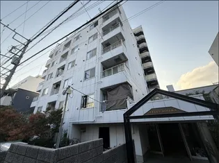 エクセル青山の画像