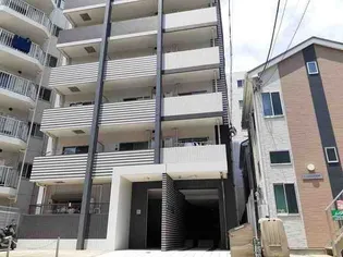 グランベルグ【3階】の外観