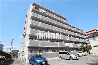 ニシキマンション【1階】の外観