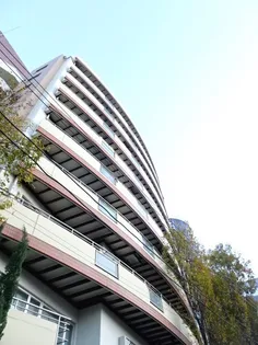 神奈川県横浜市鶴見区鶴見中央1【マンション】の外観