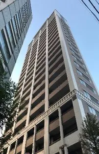 東京都新宿区北新宿3【マンション】の外観