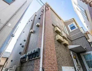 アウルムの外観