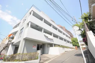 ロイヤル小石川【3階】の外観