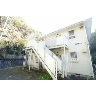 フラッツ北鎌倉【1階】の外観