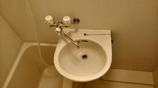 レオパレスちゅら【2階】の居間