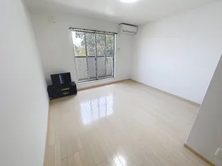 ベルフォーレ和多田【2階】の居間