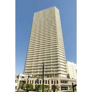 東京都江東区豊洲5【マンション】の外観