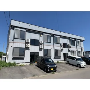 チャンドラ★パパ【1階】の外観