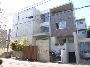 東京都渋谷区初台1【マンション】の外観