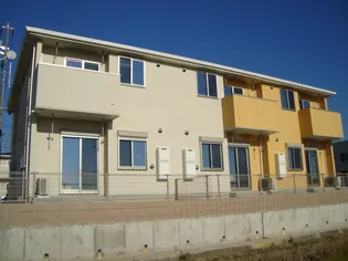 ブリリアント寺家IIB【2階】の外観