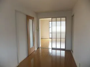 ミラベル焼山中央A棟【2階】の内装