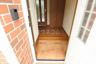 カンピジャーナ Aの玄関