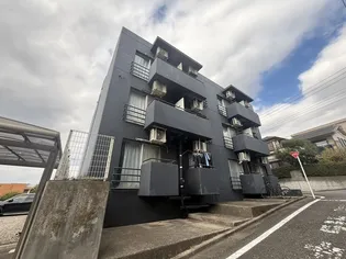 東京都多摩市馬引沢2【マンション】の外観