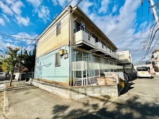 ニムロス【2階】の外観