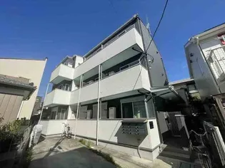 トリファイン草加【3階】の外観