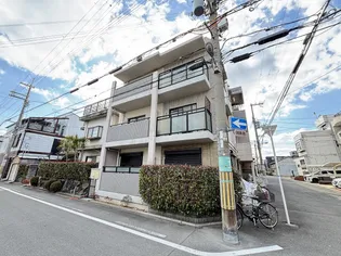 ロイヤルネストの画像