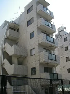 戸山イーストヒルズ【3階】の外観