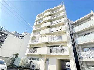 レジデンス栄光【6階】の外観