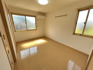 クレセント北峰 A棟【2階】の内装