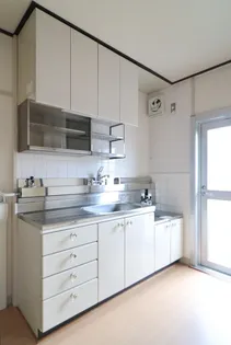 UR鈴蘭台第五【3階】のキッチン