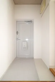 UR鈴蘭台第五【3階】の玄関