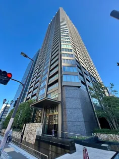 パークタワー北浜【6階】の外観