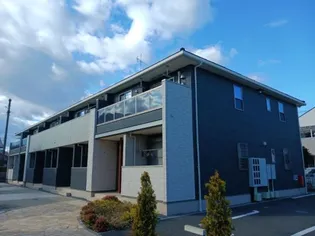 プティ・ラパン【2階】の外観