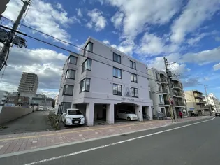 ウエストパレス【4階】の外観