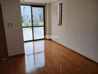 クレストビレッジIIの居間