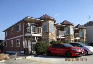 メープルガーデン【2階】の外観