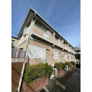 ベルメゾンカスヤ【1階】の外観