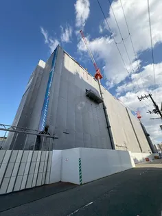 プレサンス京橋GREEN YARDアルミラ【7階】の外観