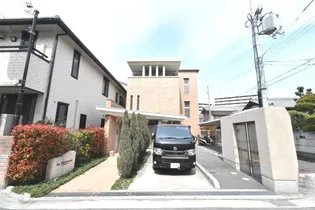 ラ ボンボニエールの画像