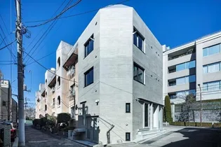 MN4822【3階】の外観