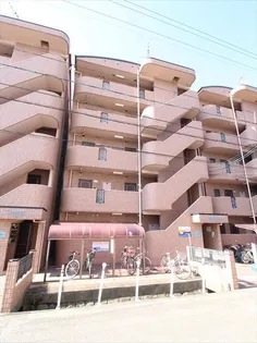 サンタルシア【1階】の外観