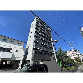 ファーストパレスIIIの外観