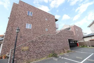 フラワーフェアリ【1階】の外観