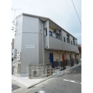 Quatre Portes【1階】の外観