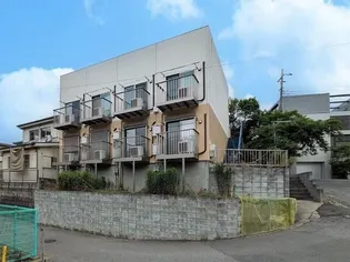 アーバンヒムス三山【1階】の外観