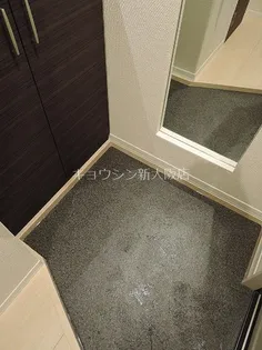 South Garden【2階】の玄関