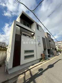 東京都世田谷区奥沢2【一戸建】の外観