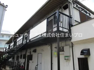 ハイツラポール【1階】の外観