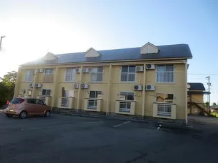 レヴール綾田の画像