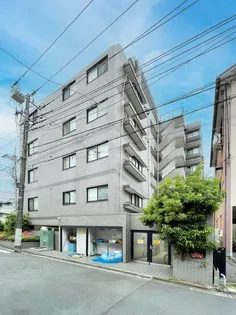 東京都江戸川区松島2【マンション】の外観