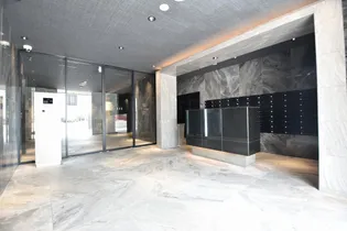 ブリリアンクラス河原町(旧:LaSante河原町)【2階】の外観