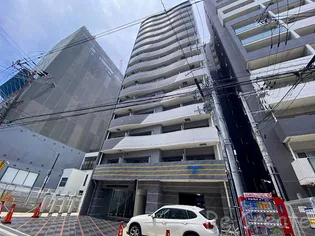 セレニテ北久宝寺【9階】の外観